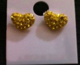 brinco coração strass amarelo
